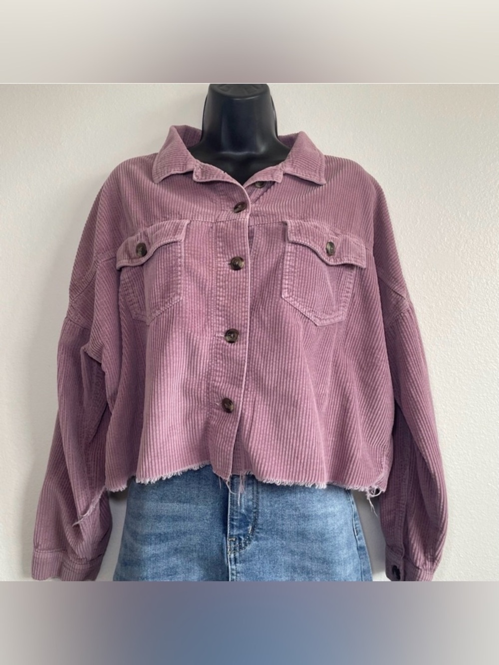 American Eagle Cropped Corduroy Jacket | Dusty Mauve - Picture 2 of 3
